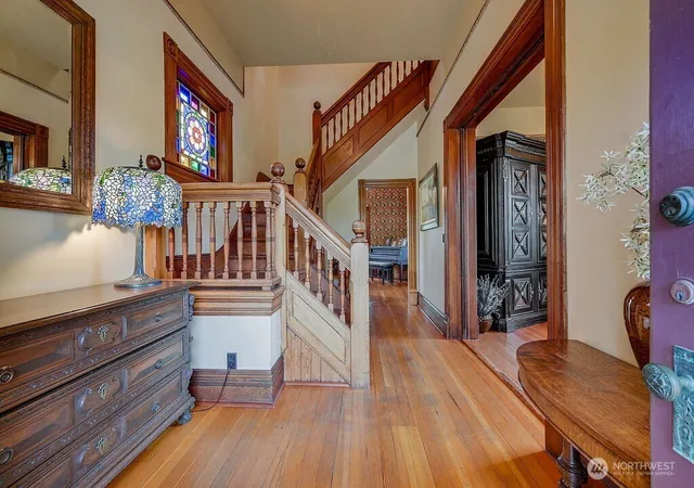 Photo 3 of Single family home for sale at 410 Lincoln St, Port Townsend, WA 98368 | MLS# NWM2543265 | Listing updated on 2026-09-22