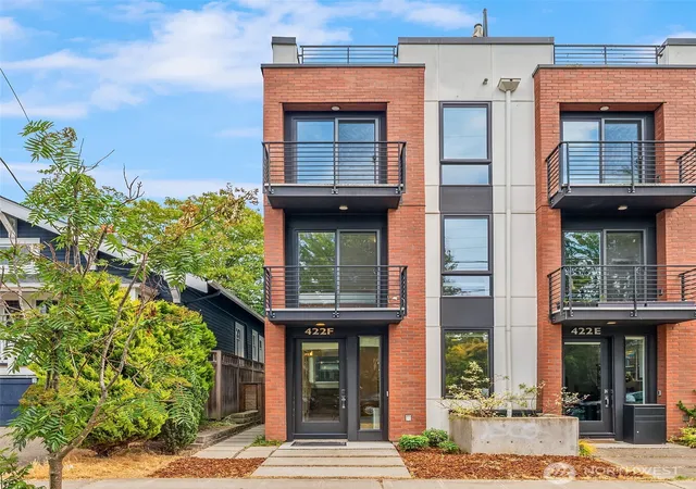 Townhouse for sale at 422 10th Avenue E #F, Seattle, WA 98102 | MLS# NWM2543281