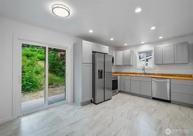 Photo 3 of Single family home for sale at 20213 60th Avenue W, Lynnwood, WA 98036 | MLS# NWM2543294 | Listing updated on 2026-09-22