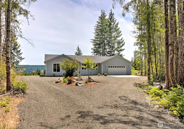 Photo 3 of Sale Pending at 361 Ne Southridge Dr, Belfair, WA 98528 | MLS# NWM2543466 | Listing updated on 2026-09-23