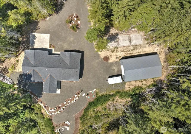 Photo 3 of Sale Pending at 361 NE Southridge Dr, Belfair, WA 98528 | MLS# NWM2543466 | Listing updated on 2026-09-23