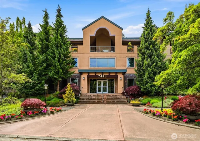 Photo 2 of Condo for sale at 2440 S Steele St #307, Tacoma, WA 98405 | MLS# NWM2543575 | Listing updated on 2026-09-22