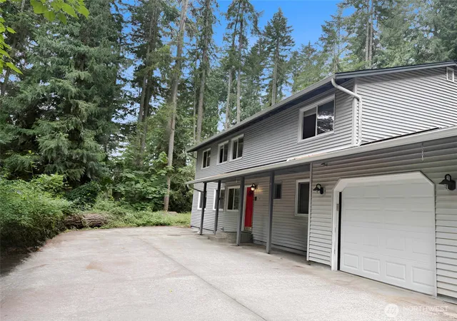 Photo 39 of Single family home for sale at 24404 SE Mirrormont Blvd, Issaquah, WA 98027 | MLS# NWM2543576 | Listing updated on 2026-10-06