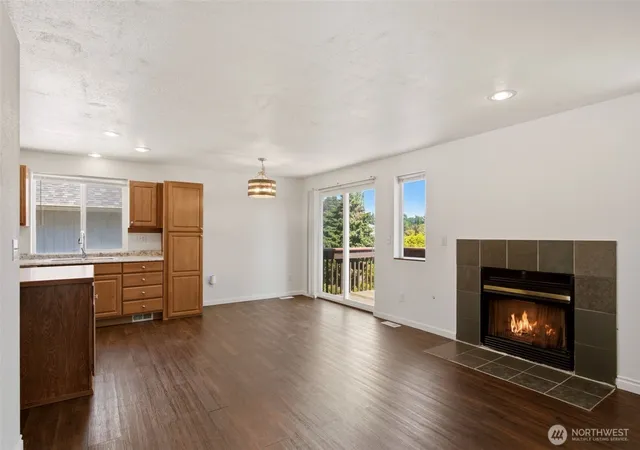 Photo 2 of Single family home for sale at 5807 S Ferdinand St, Tacoma, WA 98409 | MLS# NWM2544326 | Listing updated on 2026-09-22