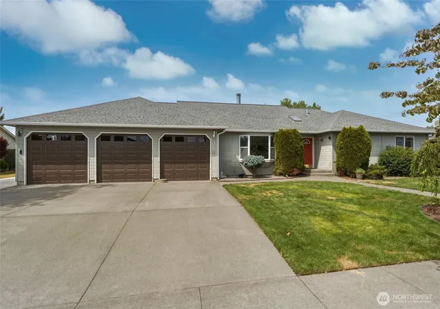 Photo 1 of Single family home for sale at 1022 Southview Dr, Walla Walla, WA 99362 | MLS# NWM2544549 | Listing updated on 2026-09-25