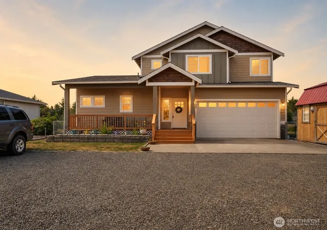Photo 1 of Single family home for sale at 709 Wawona Ave Sw, Ocean Shores, WA 98569 | MLS# NWM2544681 | Listing updated on 2026-09-24