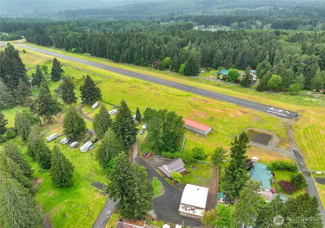 Photo 4 of Single family home for sale at 126 Tahoma St W, Packwood, WA 98361 | MLS# NWM2544700 | Listing updated on 2026-09-24