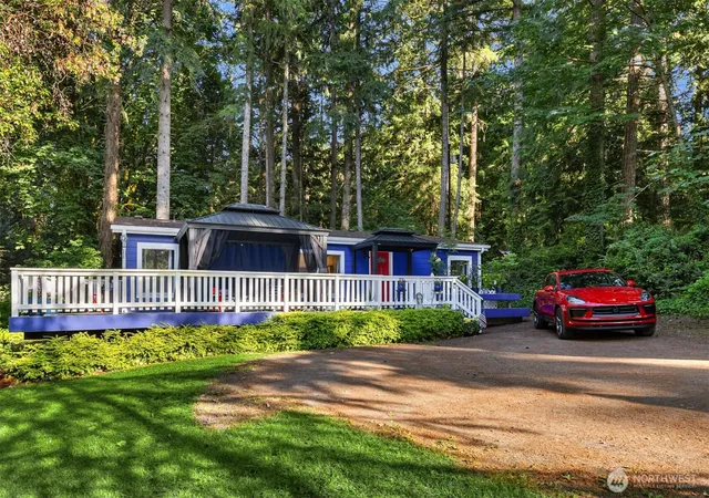 Photo 3 of Condo for sale at 8480 Hansen Rd NE, Bainbridge Island, WA 98110 | MLS# NWM2544870 | Listing updated on 2026-09-22