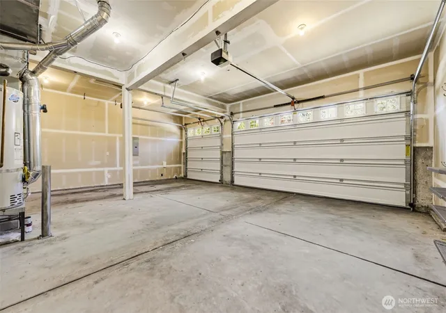 Photo 3 of Single family home for sale at 20293 62nd Way Ne, Kenmore, WA 98028 | MLS# NWM2544904 | Listing updated on 2026-09-22