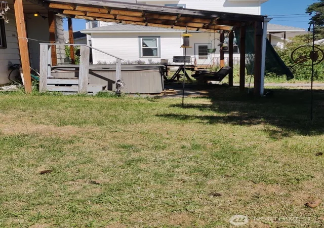 Photo 3 of Single family home for sale at 711 Washington, Davenport, WA 99122 | MLS# NWM2545254 | Listing updated on 2026-09-28