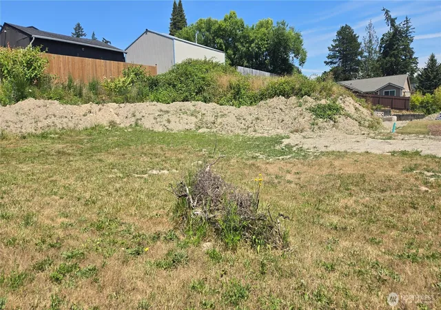 Photo 3 of Land for sale at 416 Comet St, Milton, WA 98354 | MLS# NWM2545305 | Listing updated on 2026-10-01