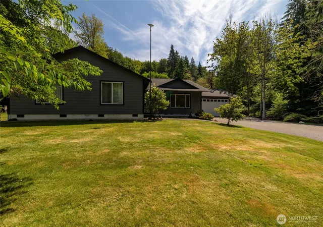 Photo 2 of Single family home for sale at 107 Skyview Dr, Mossyrock, WA 98564 | MLS# NWM2546019 | Listing updated on 2026-09-22