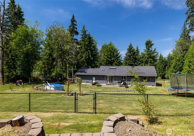 Photo 3 of Single family home for sale at 107 Skyview Dr, Mossyrock, WA 98564 | MLS# NWM2546019 | Listing updated on 2026-09-22