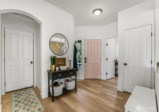 Photo 3 of Sale Pending at 28610 227th Avenue SE, Maple Valley, WA 98038 | MLS# NWM2546037 | Listing updated on 2026-09-29