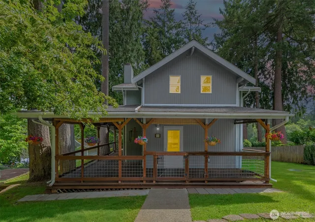 Photo 1 of Single family home for sale at 390 E Lakeshore Dr, Shelton, WA 98584 | MLS# NWM2546186 | Listing updated on 2026-09-21