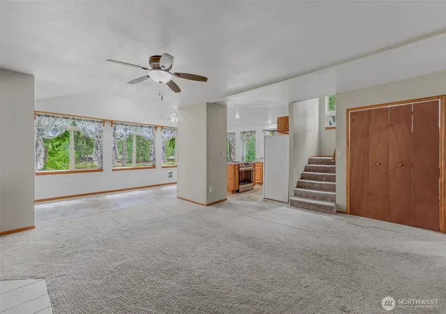 Photo 4 of Single family home for sale at 390 E Lakeshore Dr, Shelton, WA 98584 | MLS# NWM2546186 | Listing updated on 2026-09-21