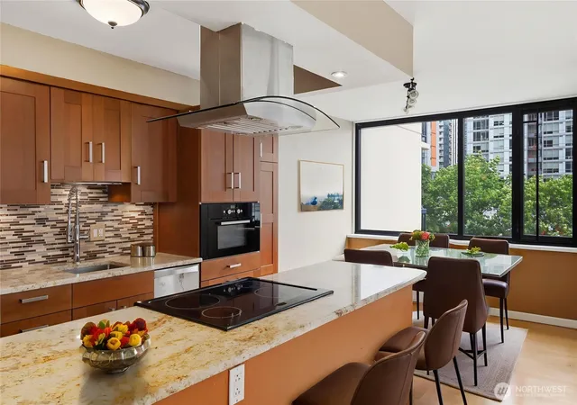 Photo 3 of Condo for sale at 2100 3rd Avenue #506, Seattle, WA 98121 | MLS# NWM2546293 | Listing updated on 2026-09-22