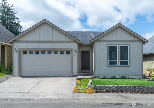 Photo 1 of Single family home for sale at 90 Glen Gate Loop, Cathlamet, WA 98612 | MLS# NWM2546332 | Listing updated on 2026-09-22