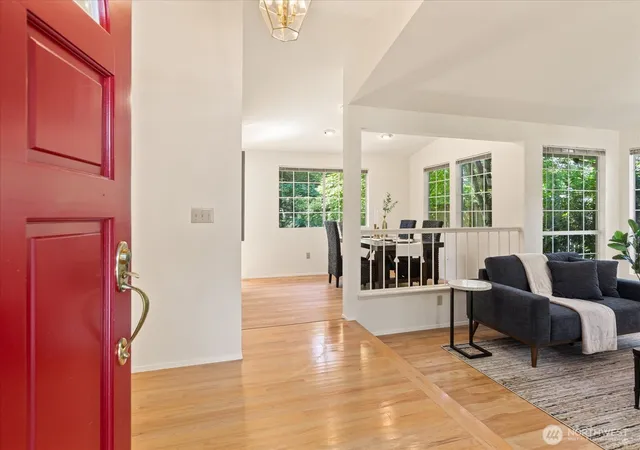 Photo 3 of Single family home for sale at 6631 114th Avenue Se, Bellevue, WA 98006 | MLS# NWM2546379 | Listing updated on 2026-10-02