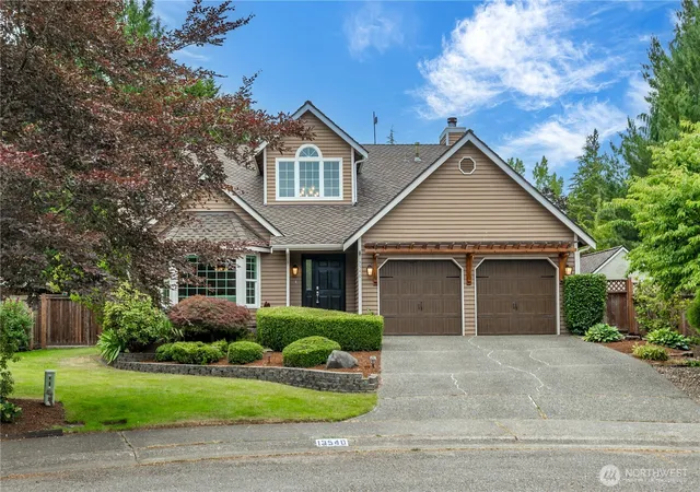 Photo 1 of Sale Pending at 13540 Se 189th Place, Renton, WA 98058 | MLS# NWM2546422 | Listing updated on 2026-09-25
