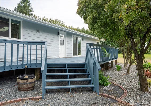 Photo 3 of Sale Pending at 8095 Rathbone Rd, Ferndale, WA 98248 | MLS# NWM2546436 | Listing updated on 2026-09-28