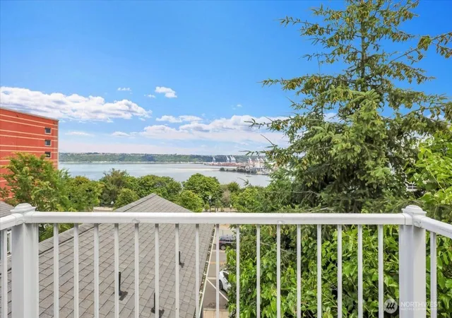 Photo 2 of Condo for sale at 226 Broadway #20, Tacoma, WA 98402 | MLS# NWM2546653 | Listing updated on 2026-09-22