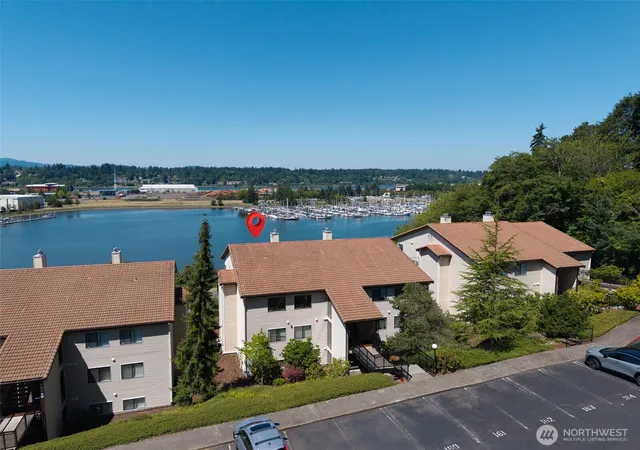 Photo 2 of Condo for sale at 920 E Bay Dr Ne #2D-101, Olympia, WA 98506 | MLS# NWM2546823 | Listing updated on 2026-09-22