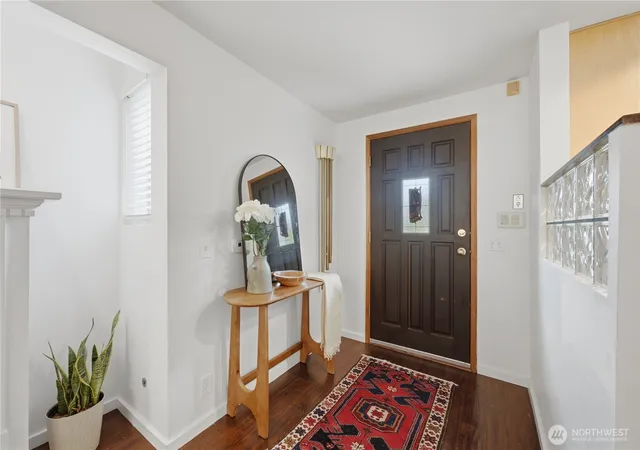 Photo 3 of Single family home for sale at 9231 26th Avenue SW, Seattle, WA 98106 | MLS# NWM2547038 | Listing updated on 2026-09-24