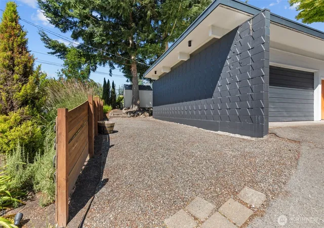 Photo 3 of Single family home for sale at 6807 44th Street Ct W, Tacoma, WA 98466 | MLS# NWM2547117 | Listing updated on 2026-10-01