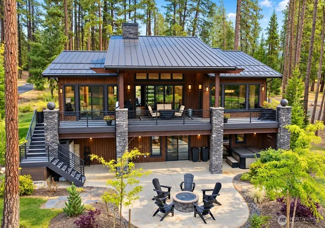 Photo 3 of Single family home for sale at 351 Steam Gin Loop, Cle Elum, WA 98922 | MLS# NWM2547320 | Listing updated on 2026-09-22