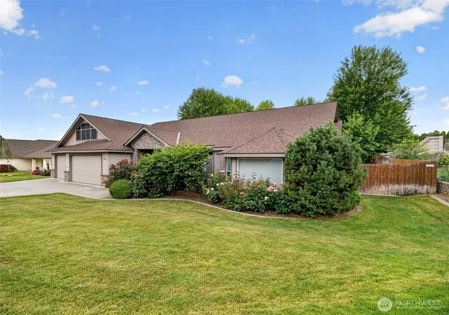 Photo 2 of Single family home for sale at 361 Rachel Rd, Kennewick, WA 99338 | MLS# NWM2547392 | Listing updated on 2026-09-22