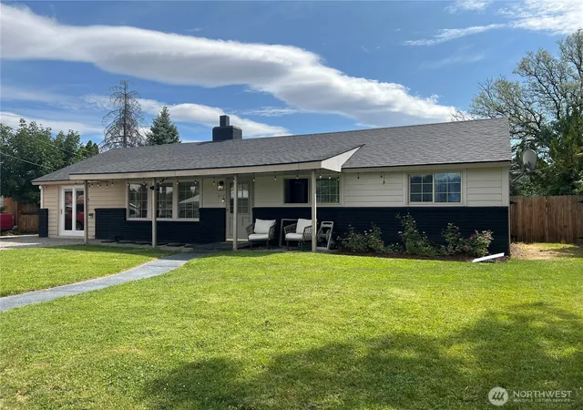 Photo 1 of Sale Pending at 612 Skyview Dr, Omak, WA 98841 | MLS# NWM2547445 | Listing updated on 2026-10-01