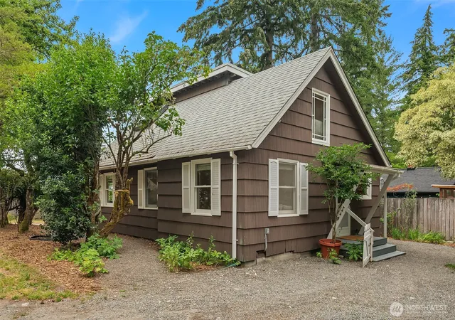 Photo 1 of Sale Pending at 14634 Bethel Ln Sw, Vashon, WA 98070 | MLS# NWM2547462 | Listing updated on 2026-09-18