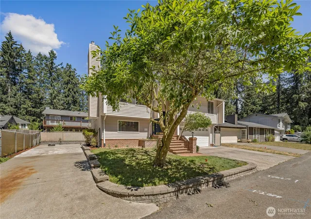 Photo 2 of Single family home for sale at 26425 Timberlane Dr Se, Covington, WA 98042 | MLS# NWM2547574 | Listing updated on 2026-09-22