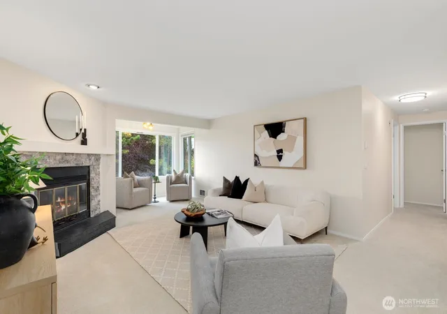 Photo 3 of Sale Pending at 150 NE 95th Street #302, Seattle, WA 98115 | MLS# NWM2547635 | Listing updated on 2026-09-21