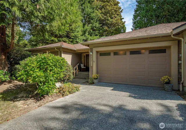 Photo 1 of Sale Pending at 9052 Gleneagle Dr #19, Blaine, WA 98230 | MLS# NWM2548003 | Listing updated on 2026-09-14