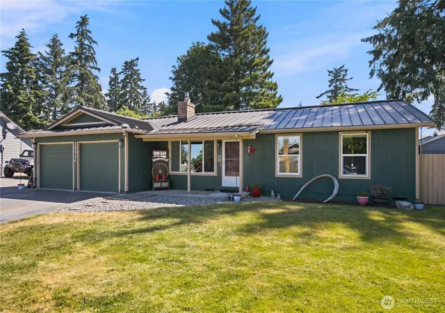 Photo 1 of Sale Pending at 28504 23rd Avenue S, Federal Way, WA 98003 | MLS# NWM2548032 | Listing updated on 2026-09-25