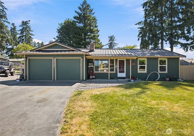Photo 2 of Sale Pending at 28504 23rd Avenue S, Federal Way, WA 98003 | MLS# NWM2548032 | Listing updated on 2026-09-25