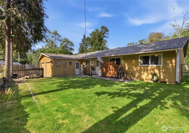 Photo 1 of Single family home for sale at 109 Alpha Dr, Longview, WA 98632 | MLS# NWM2548104 | Listing updated on 2026-09-22