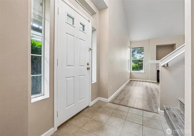 Photo 3 of Townhouse for sale at 19107 110th Place Se, Renton, WA 98055 | MLS# NWM2548173 | Listing updated on 2026-10-08