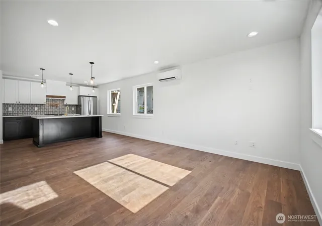Photo 2 of Single family home for sale at 5610 Rockefeller Ave #2, Everett, WA 98203 | MLS# NWM2548253 | Listing updated on 2026-09-23