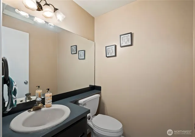 Photo 4 of Sale Pending at 8906 10th Drive SE, Everett, WA 98208 | MLS# NWM2548309 | Listing updated on 2026-09-25