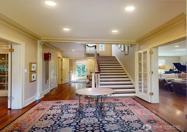 Photo 4 of Single family home for sale at 101 Prospect St, Seattle, WA 98109 | MLS# NWM2548363 | Listing updated on 2026-09-22