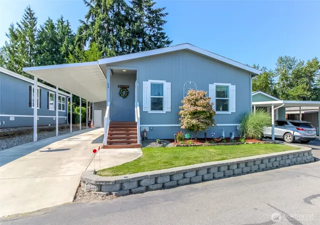 Photo 1 of Manufactured home for sale at 2101 South 324th #23, Federal Way, WA 98003 | MLS# NWM2548389 | Listing updated on 2026-09-22