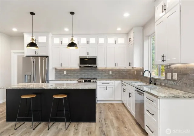 Photo 3 of Single family home for sale at 2427 Cambridge Ct, Langley, WA 98260 | MLS# NWM2548482 | Listing updated on 2026-09-22