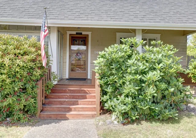 Photo 3 of Single family home for sale at 1401 262nd Place, Ocean Park, WA 98640 | MLS# NWM2548570 | Listing updated on 2026-09-22