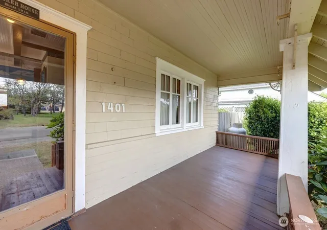 Photo 4 of Single family home for sale at 1401 262nd Place, Ocean Park, WA 98640 | MLS# NWM2548570 | Listing updated on 2026-09-22