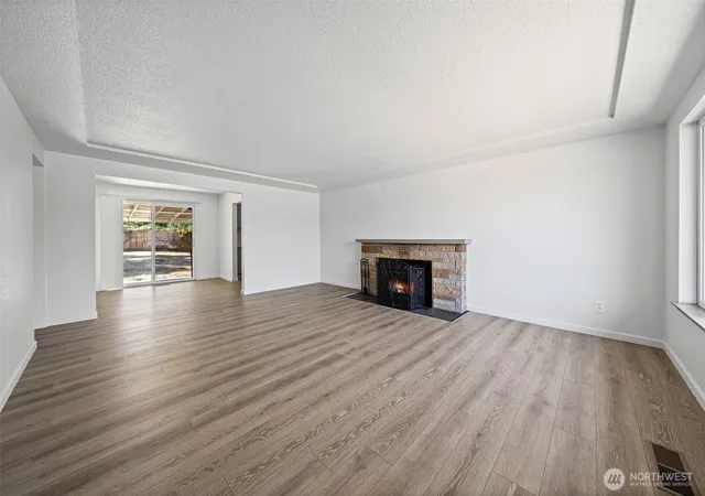 Photo 4 of Sale Pending at 6024 S Alaska, Tacoma, WA 98408 | MLS# NWM2548571 | Listing updated on 2026-09-30