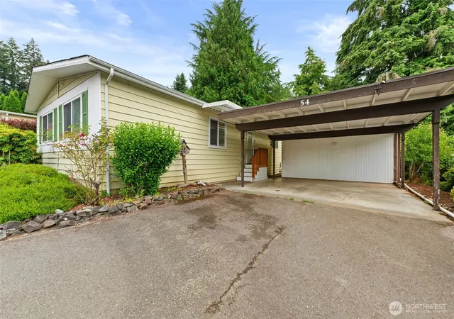Photo 3 of Manufactured home for sale at 9314 Canyon Rd #54, Puyallup, WA 98371 | MLS# NWM2548762 | Listing updated on 2026-09-24