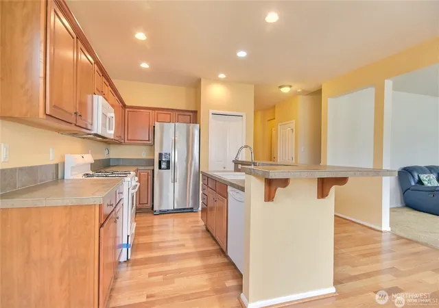 Photo 3 of Single family home for sale at 4036 Tribute Ave E, Fife, WA 98424 | MLS# NWM2548831 | Listing updated on 2026-09-29